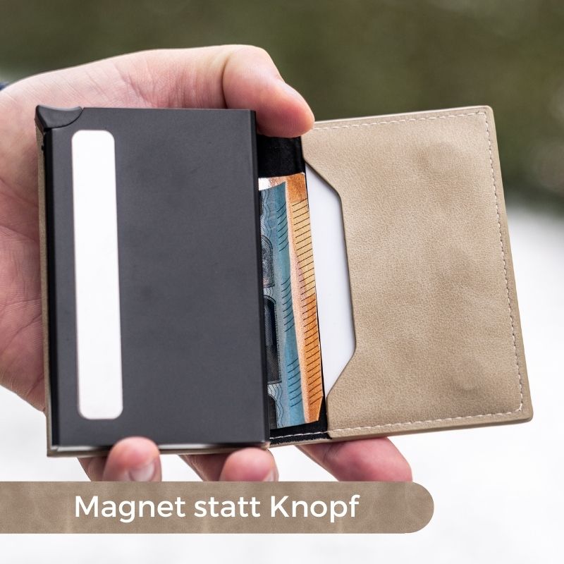 Essential Travel Set
